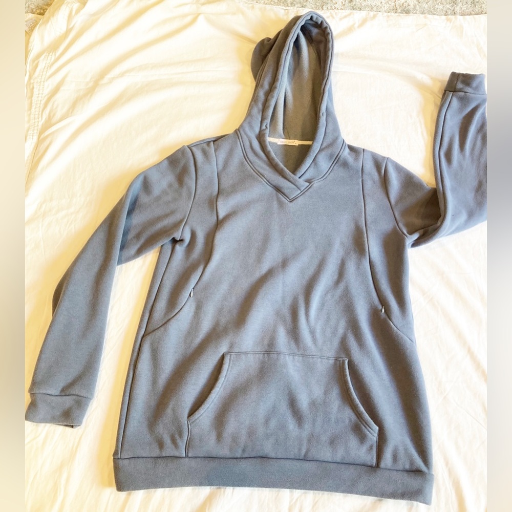 Small show maternity/nursing hoodie